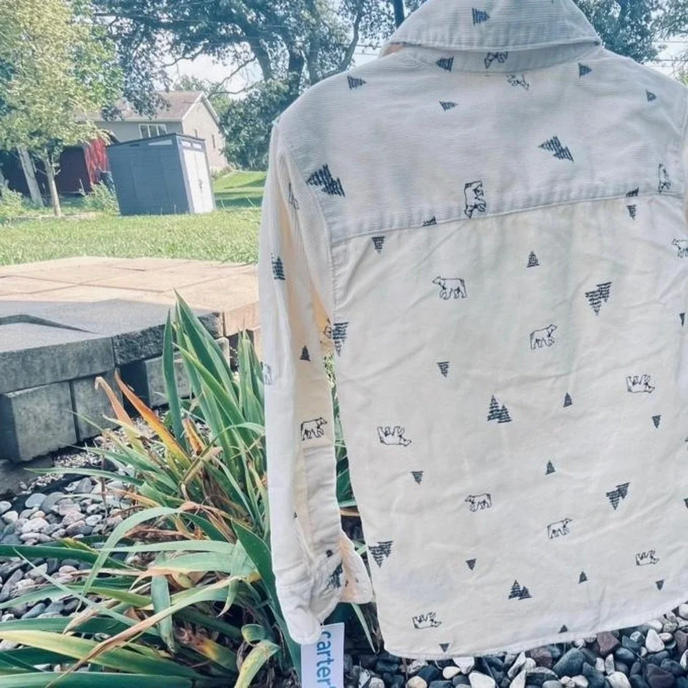 Carter's white and blue /gray button up shirt with animal print. Size: 3 years